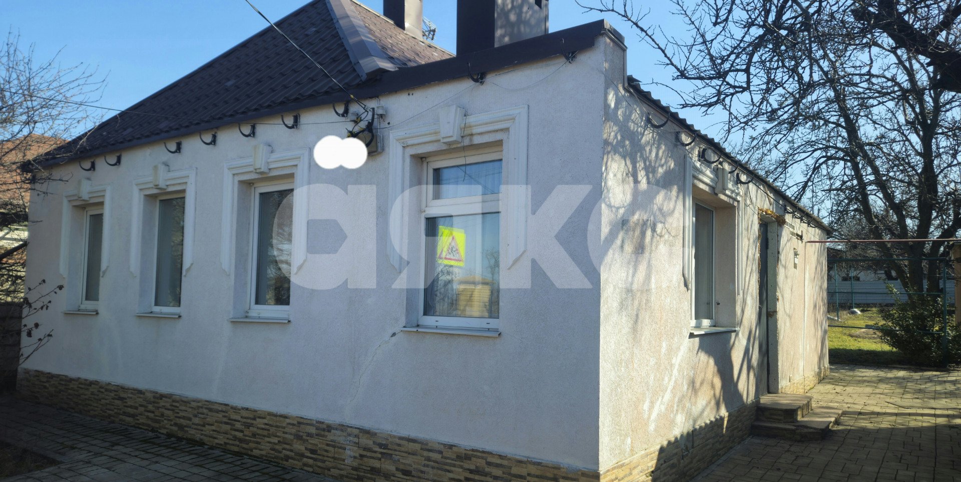 Фото №2: Дом 50 м² + 7 сот. - Мариуполь, р. Жовтневый, ул. Административная площадь