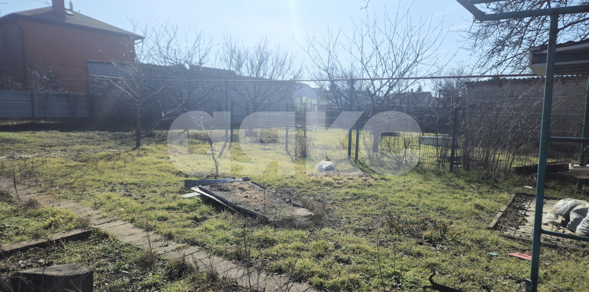 Фото №10: Дом 50 м² + 7 сот. - Мариуполь, р. Жовтневый, ул. Административная площадь