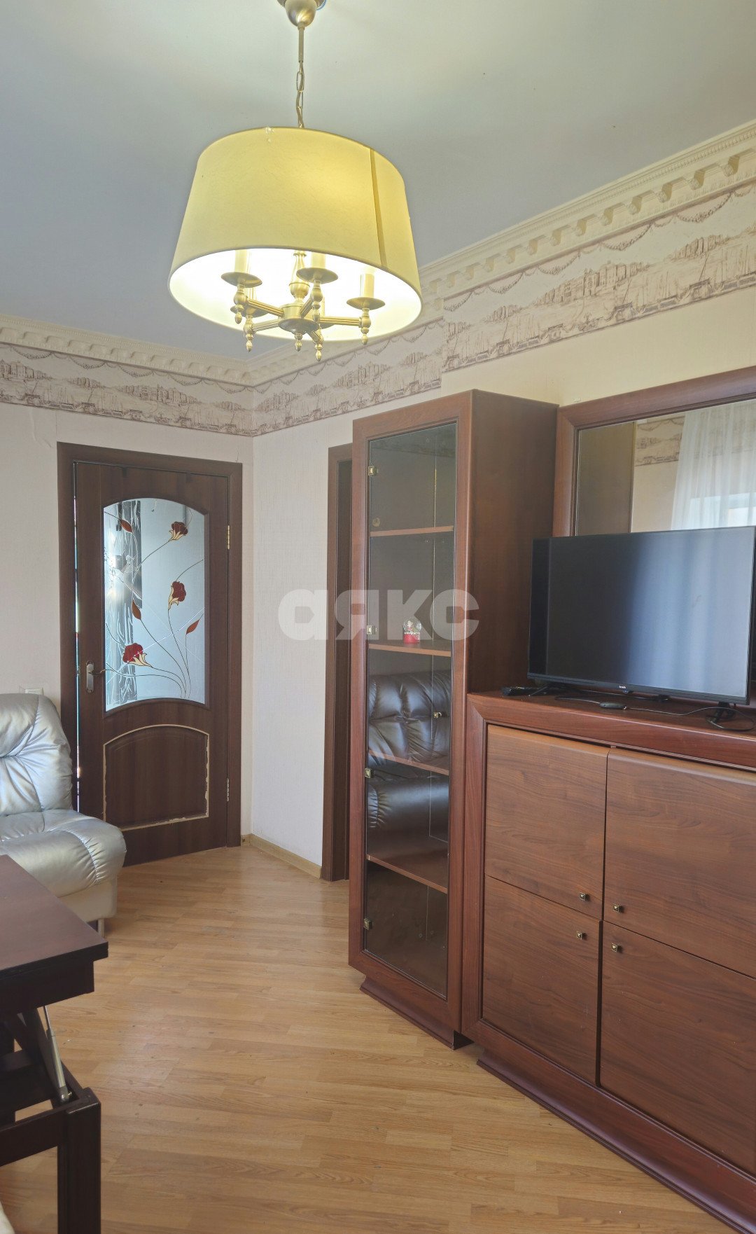 Фото №13: Дом 50 м² + 7 сот. - Мариуполь, р. Жовтневый, ул. Административная площадь