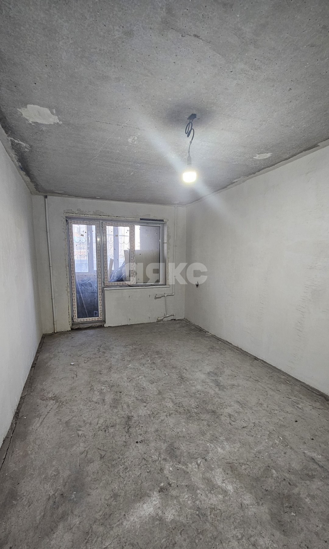 Фото №1: 1-комнатная квартира 34 м² - Мариуполь, р. Жовтневый, ул. Административная площадь