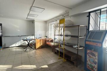 Фото №4: Коммерция 53 м² - Мариуполь, р. Жовтневый, ул. Административная площадь