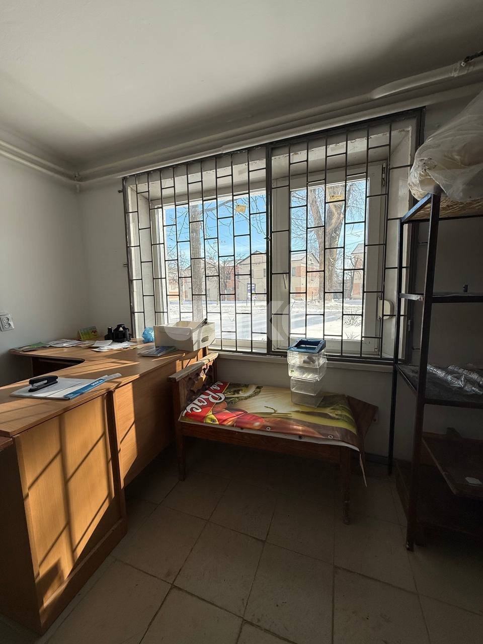 Фото №6: Коммерция 53 м² - Мариуполь, р. Жовтневый, ул. Административная площадь