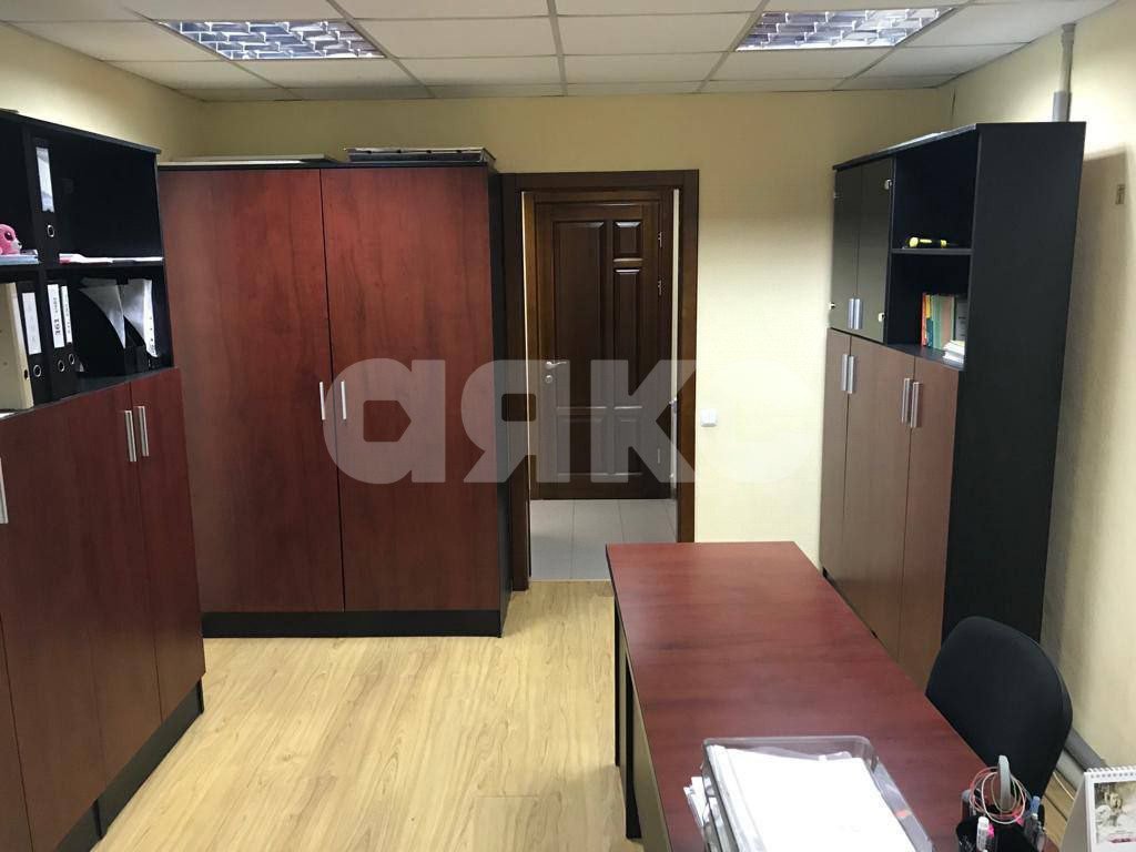 Фото №10: Коммерция 72 м² - Мариуполь, р. Жовтневый, ул. Административная площадь